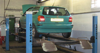 Auto Engine Tune's modern clean workshop